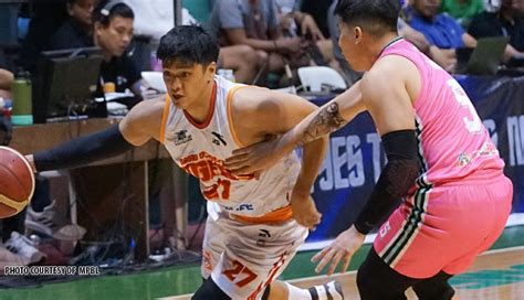 Davao escapes Bacolod, secures 1st win in MPBL return.